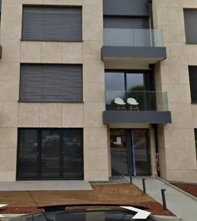 Superbe Appartement. Terrasse Et Parking Privatif. * Luxemburg